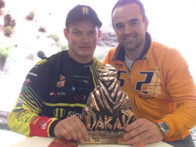 V Bratislave sa dnes zastavil Štefan Svitko a gratulácia k 2.miestu bola opodstatnená...ako sa vraví na Orave good job Svitgooooo:)))) Stefan Svitko Zlatko Novosád Dakar Rally